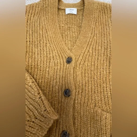 aritzia Eva cardigan - Picture 5 of 14